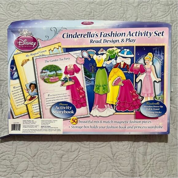 Cinderella Fashion Activity Set‎ - Picture 1 of 7